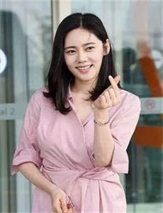 带泪梨花之美丽重生