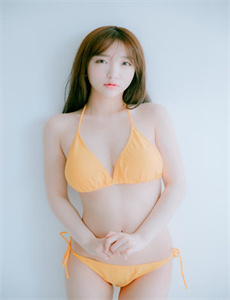 女主播直播时与大黄狗互动-玩偶姐姐全部视频